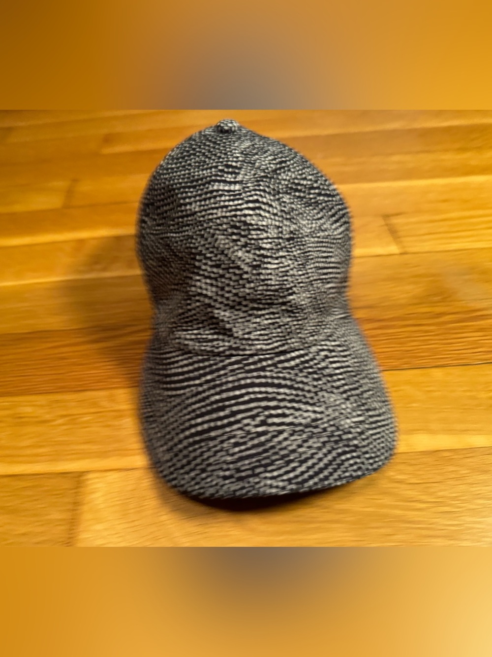 Lululemon polka dot hat